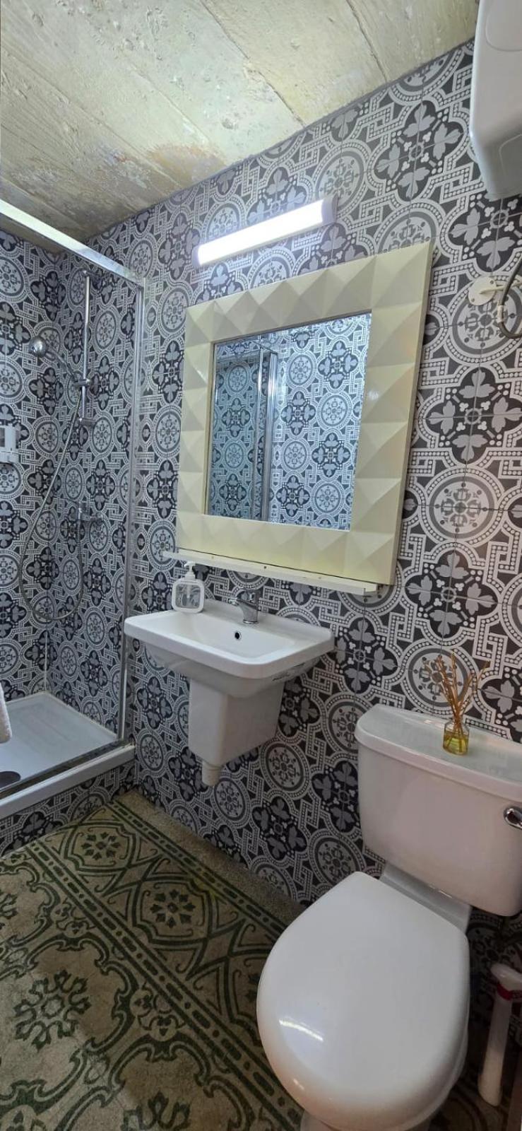 Servants' Quarters Studio Apartment Βαλέτα Εξωτερικό φωτογραφία